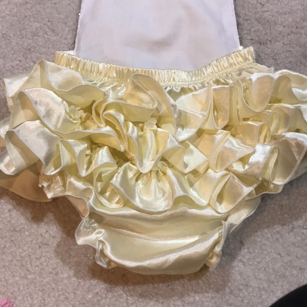 Fancy suit - Picture 5 of 5